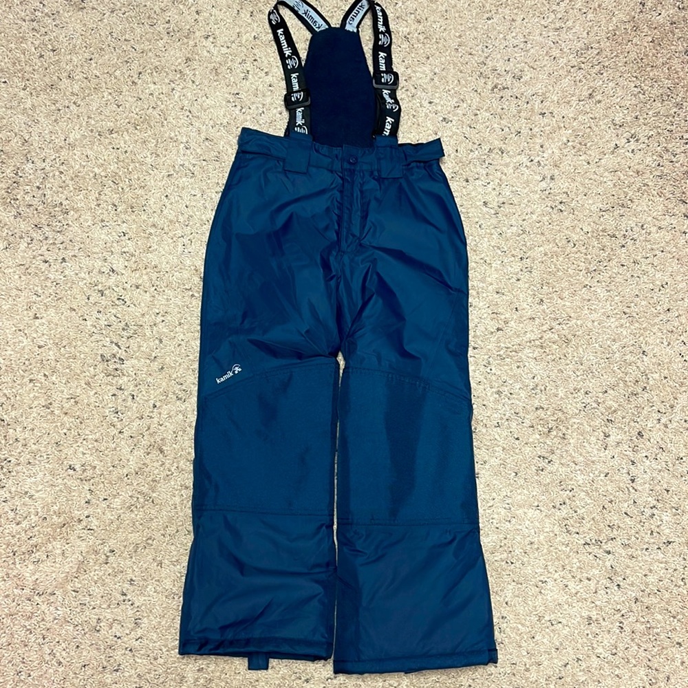 Kamik size 8 Navy convertible ski bibs/pants.